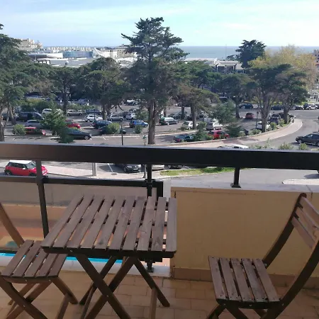 아파트 Luxo Piscina 에수투릴